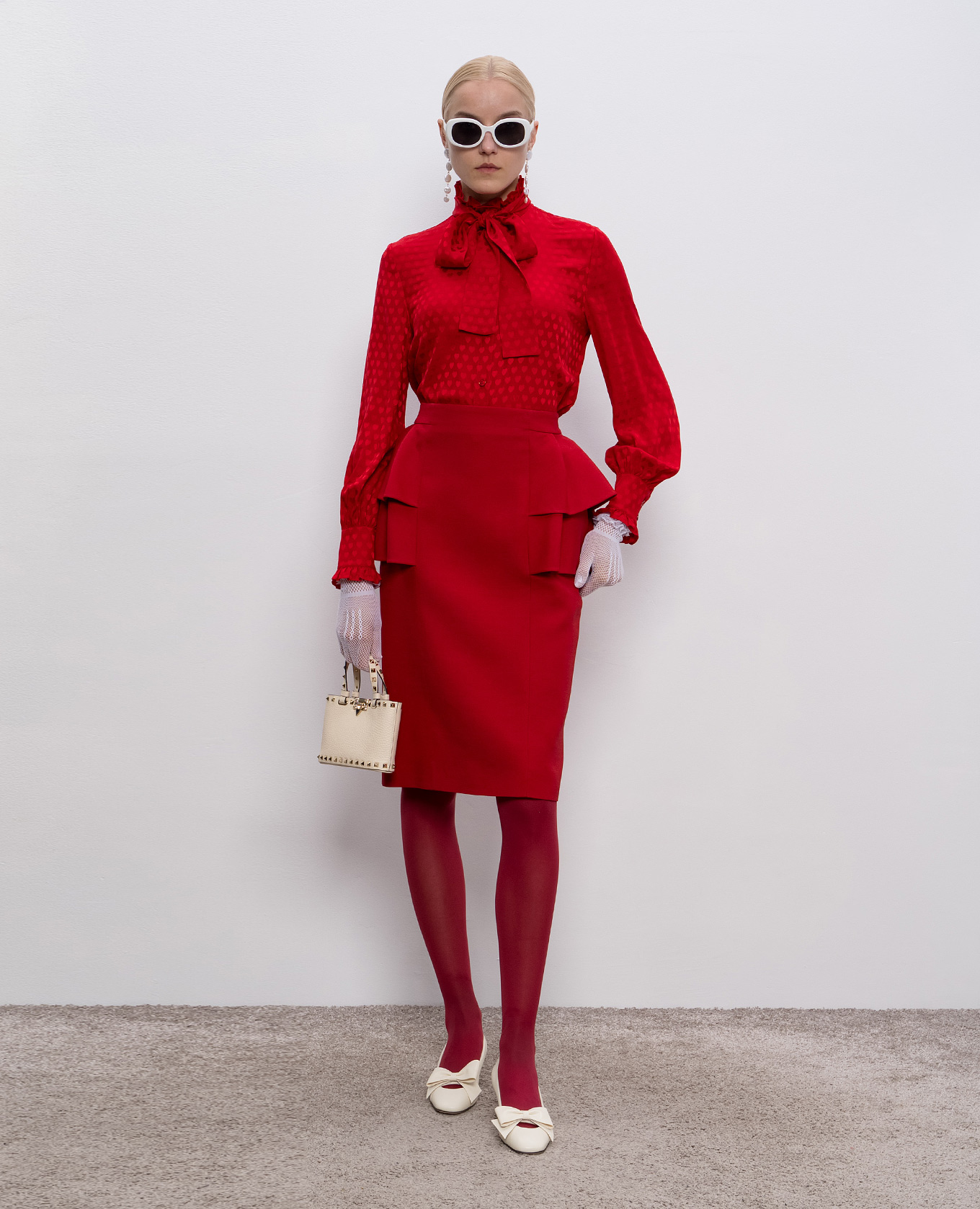 Valentino - Красная блузка из шелка в узор 7B3AB7T89HT купить в Symbol